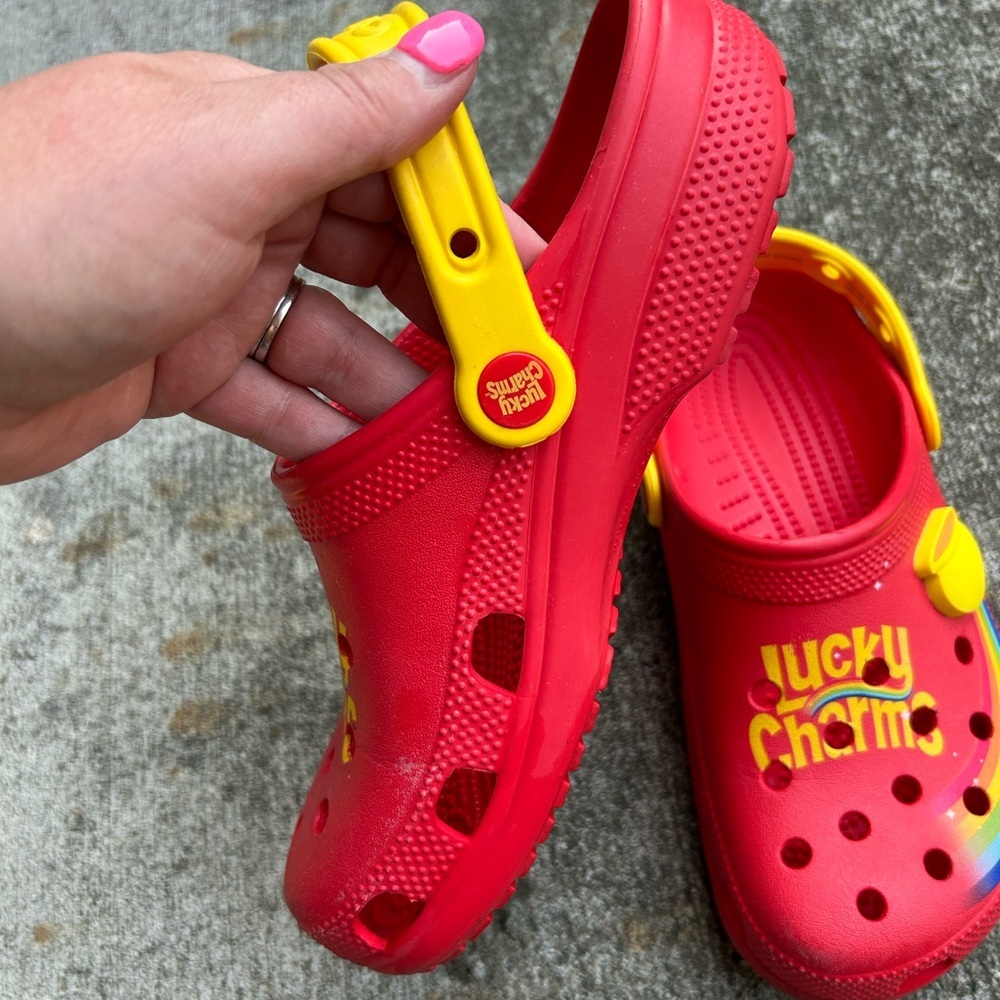 Crocs Lucky Charms collab W8/M6 ADORABLE - Picture 7 of 8